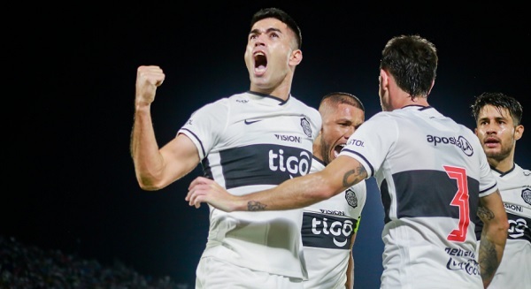 Olimpia es campeón del Clausura tras un sufrido empate con Nacional - Paraguaype.com