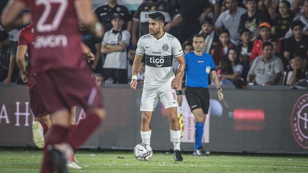 Iván Torres, múltiple campeón con Olimpia