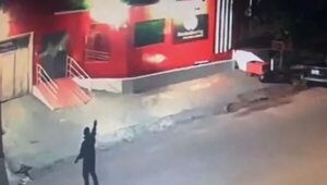 Atacan a tiros la sede de un periódico en Brasil - Mundo - ABC Color