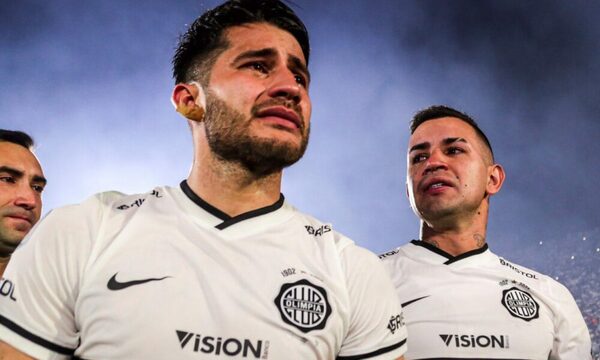 Tito Torres rompe en llanto tras consagración: “Es el primer campeonato que me toca festejar sin mi esposa”