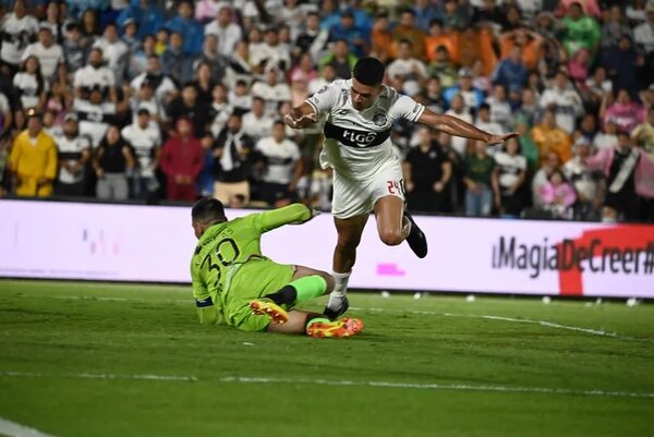 Olimpia 1-Nacional 1: El Expreso llega a la estación 46 - Fútbol - ABC Color