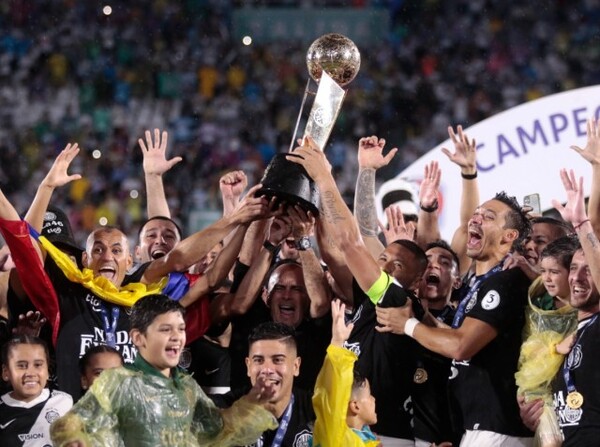 Tras consagrarse campeón del Clausura, Olimpia asegura su presencia en la Supercopa Paraguay - Unicanal