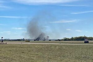 Video: choque de aviones deja al menos 6 fallecidos - Mundo - ABC Color