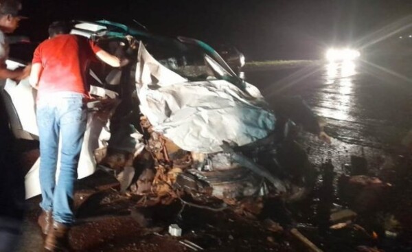 Violento choque deja varios heridos y una fallecida