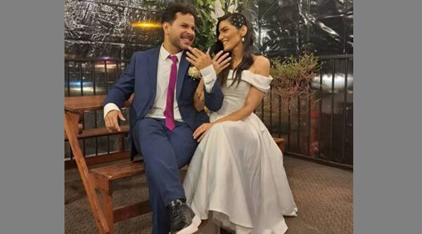 Crónica / Periodista dio el 'sí quiero' y recordó a sus padres: "Me hubiese gustado que estuvieran"
