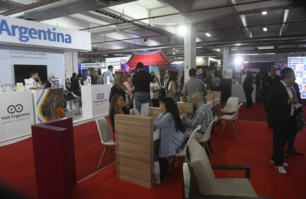 Califican de exitosa la feria internacional de turismo FITPAR 2022 - Economía - ABC Color