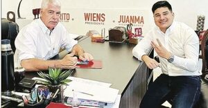 Asistente de Wiens aumentó 1.862 veces más sus bienes en cuatro años