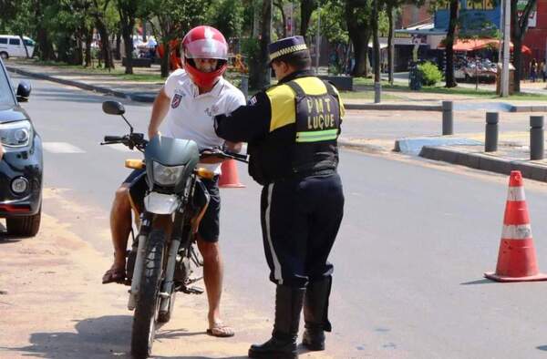 PMT de Luque multará a conductores infractores •