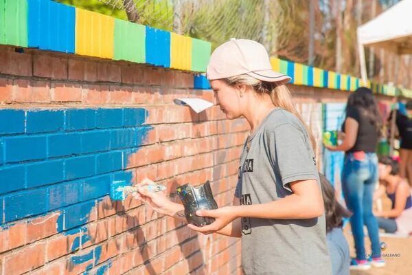 Historia de Ayolas es recreada en extenso mural - Nacionales - ABC Color