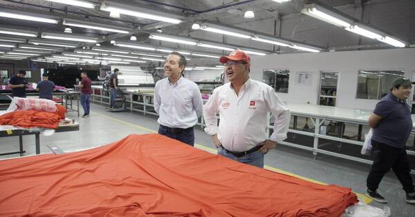 La Nación / Gustavo Leite se compromete a trabajar por el desarrollo de más empresas y más empleo digno