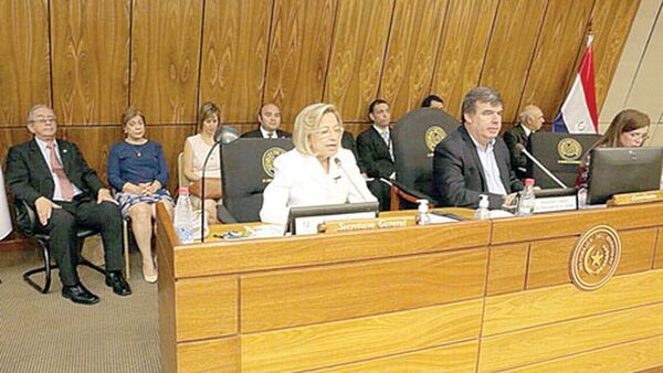 El Congreso y la Corte podrán alzar salarios sin restricciones en el 2023