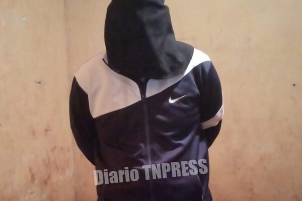 Joven borracho estrella su automóvil por alcantarillado de ruta PY02 y es detenido – Diario TNPRESS