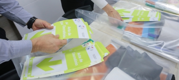 Diario HOY | Elecciones: harán auditoría judicial a maletines que irán al extranjero