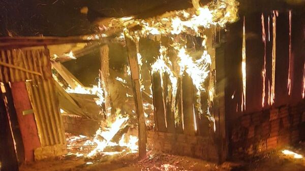 Despechado amenazó con matar a su ex y quemó la casa