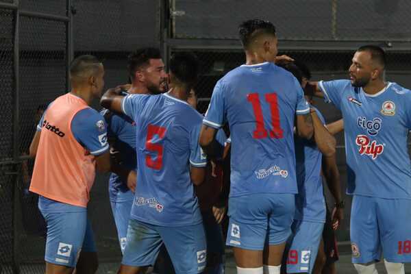 Debut triunfal para Resistencia | 1000 Noticias