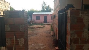 Diario HOY | Hombre apuñaló 15 veces a su expareja hasta casi matarla