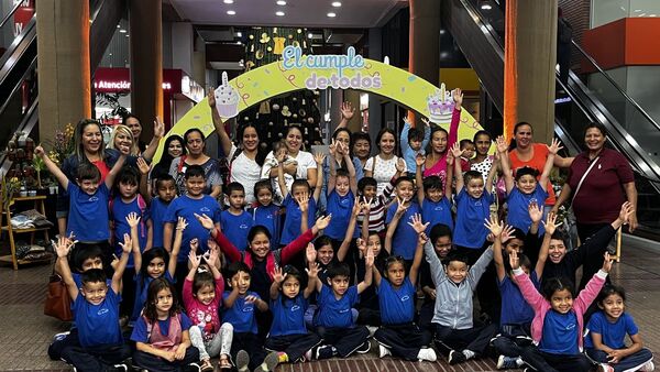 Multiplaza celebró 26 años festejando con todos sus clientes