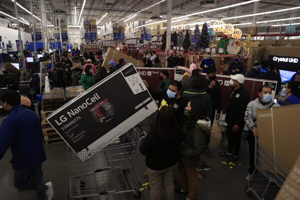 Empresas esperan ventas por 9.750 millones de dólares en "Buen fin" de México - MarketData