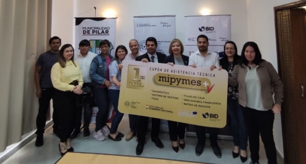 Microempresas de Ñeembucú reciben asistencia financiera del MIC