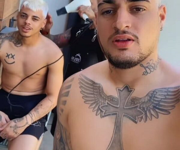 Como ahuyentar la mala onda, Jean y su hermanito se tiñeron el pelo