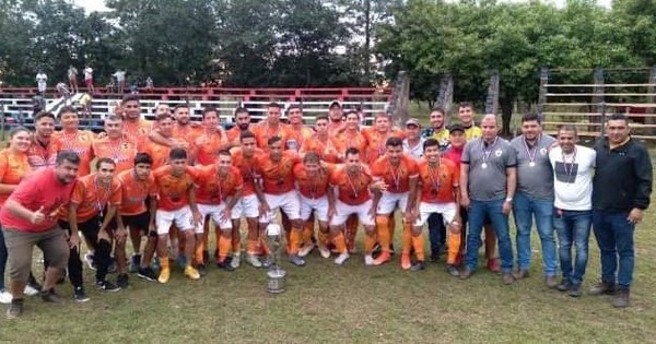 Sanjosiana, flamante Campeón de la Federación Deportiva del Caaguazú - Noticiero Paraguay