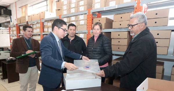 La Nación / La ANR recibió materiales para las elecciones internas y sigue con los preparativos