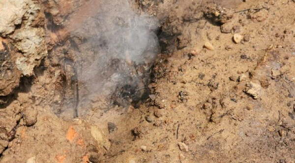 “Punto caliente” causa sorpresa en Concepción: agua hierve bajo la tierra - Noticiero Paraguay