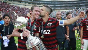 Filipe Luís renueva con Flamengo por una temporada más - El Independiente