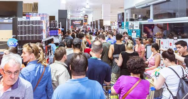 La Nación / Destacan la cantidad de empresas nuevas y mayor confluencia en Black Friday en CDE