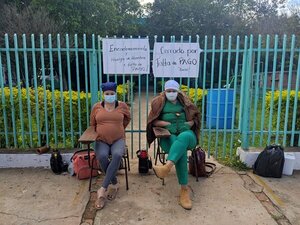 Funcionarios de policlínico San Miguel de Villarrica no cobran desde hace siete meses