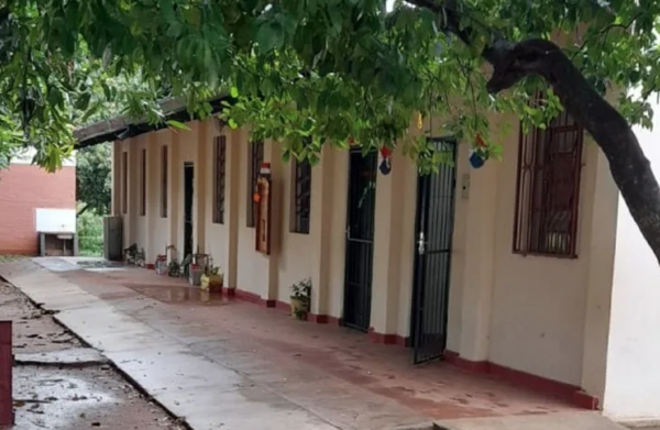 Diario HOY | Roban computadoras y un proyector de un colegio en Itapúa