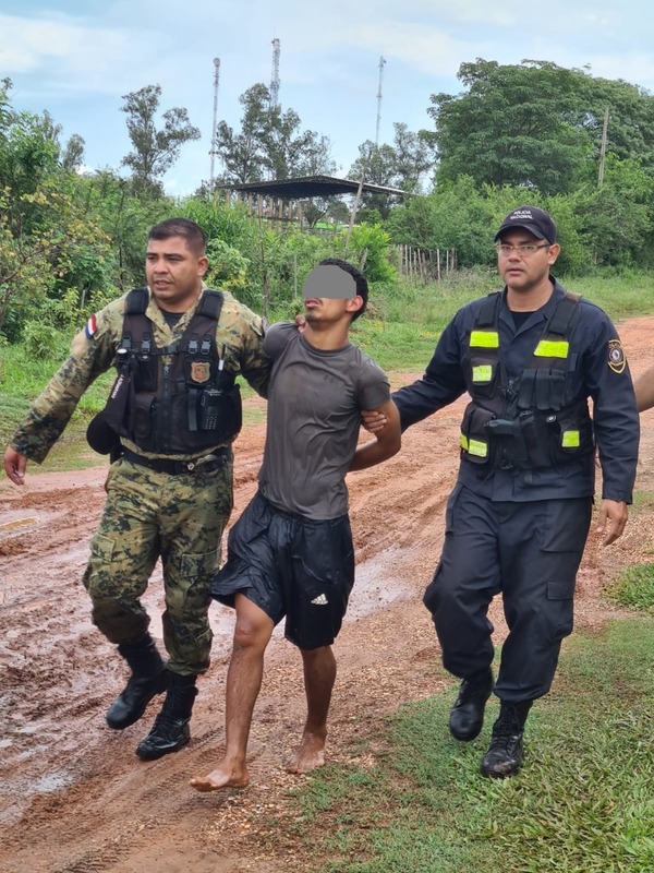 Policía aprehende a delincuente que hurtó moticicleta