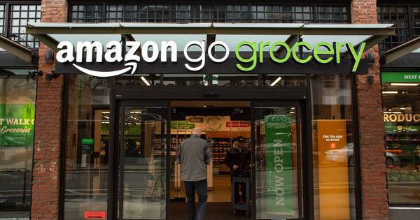 La Nación / Según medios en EEUU, Amazon despedirá a 10.000 empleados