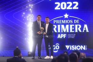 Crónica / [VIDEO] Premios de Primera 2022: Derlis mejor jugador, Jean mejor arquero