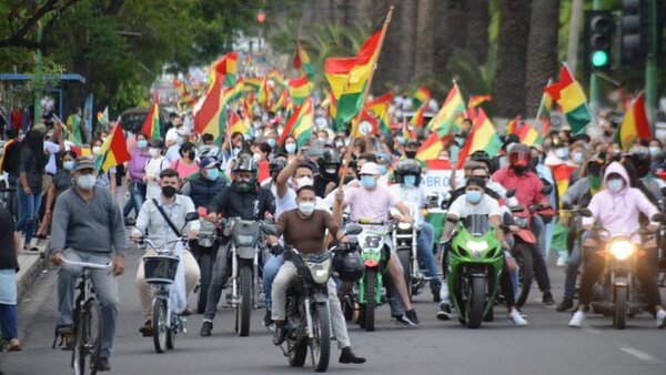 Bolivia: Santa Cruz sigue de paro en reclamo del adelantamiento de un censo