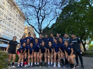 Balonmano: Grito de guerra contra Chile - Polideportivo - ABC Color