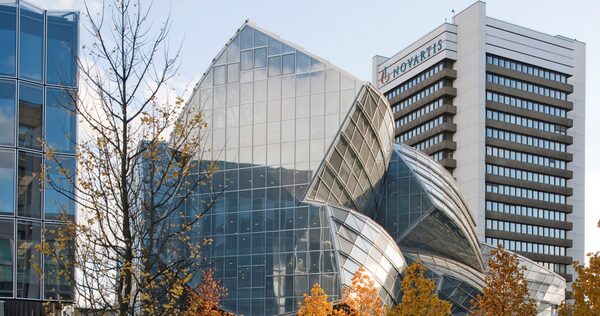 Novartis vende a BioNTech uno de sus centros de producción en Singapur - Revista PLUS