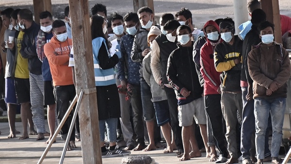 Italia defendió su decisión de restringir los desembarcos de inmigrantes - .::Agencia IP::.