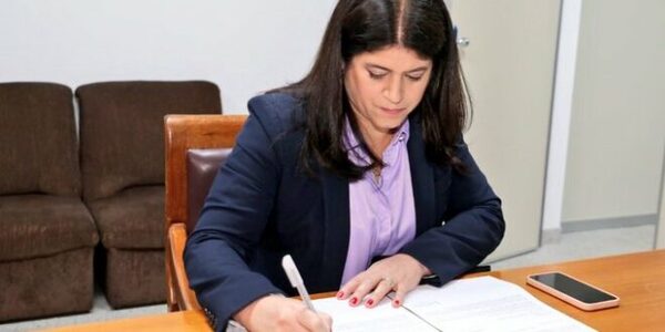 Marito duda de Mónica Seifart para la FGE porque es elemento del Toro Velázquez
