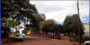 Camión atropella a estudiante frente a un colegio en Hohenau