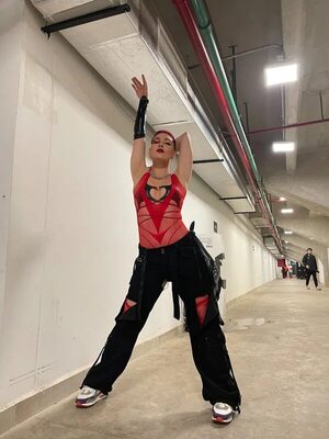 Annita Schaerer, la bailarina paraguaya que causó furor en el concierto de Bad Bunny - Gente - ABC Color