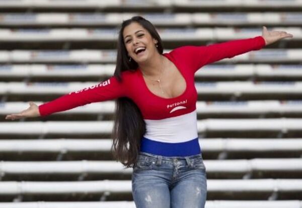 Larissa en peligro por culpa de un tekorei de las redes