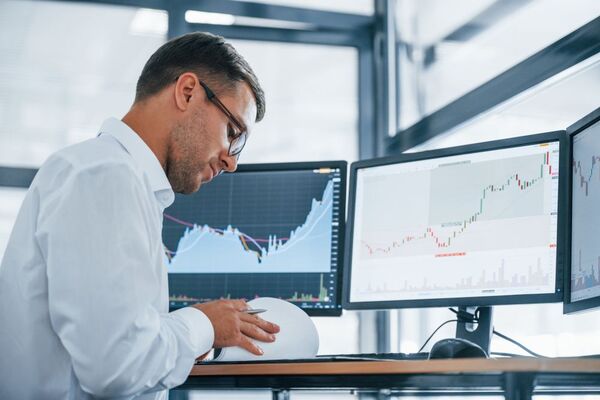 Expectativas de inflación a mediano plazo bajan a 4,3% y acumulan 10 meses en desanclaje - MarketData