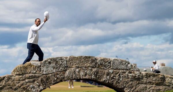 ¿Por qué lloró Tiger Woods en el hoyo 18 del Abierto Británico? - C9N