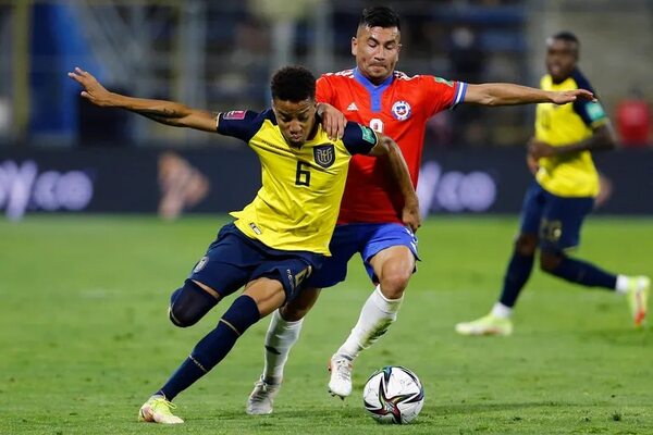 Ecuador no convocó a Byron Castillo por “riesgo de nuevas sanciones injustas” - Fútbol Internacional - ABC Color