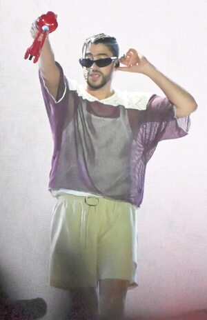 Identificaron a dos presuntos estafadores de entradas del concierto de Bad Bunny - La Primera Mañana - ABC Color