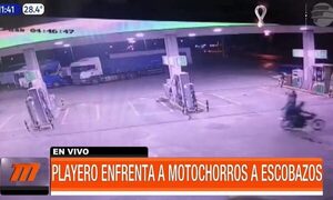Playero enfrentó a motochorros a escobazos - Paraguaype.com