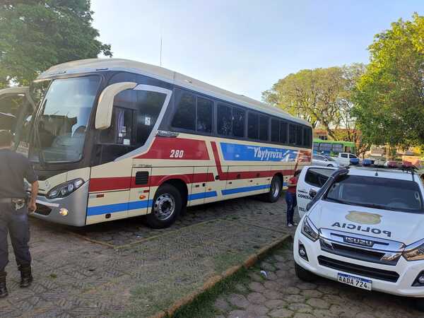 Una ciudadana argentina se desvaneció dentro de un ómnibus que iba con destino a Villarrica - Megacadena — Últimas Noticias de Paraguay