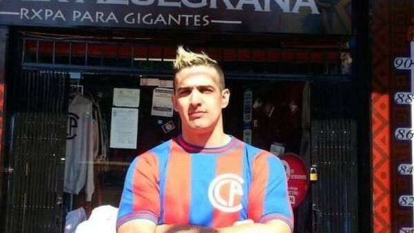Aquiles felicitó a Olimpia por el campeonato, pero habló de "títulxs amañadxs"