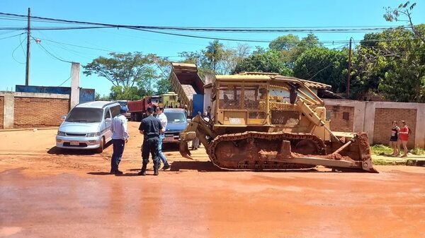 Fleteros de la obra de Tres Bocas siguen reclamando pago - Nacionales - ABC Color